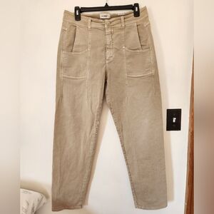 listing-status-banner